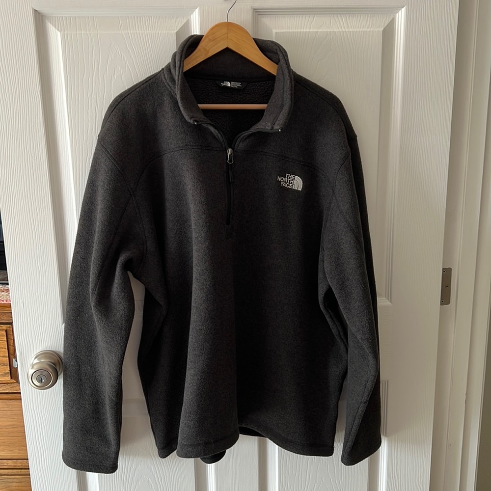 Men’s North Face Black and Grey Fleece Jacket Size XXL